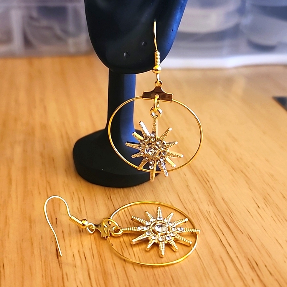 New Handmade Dangle Earrings!
